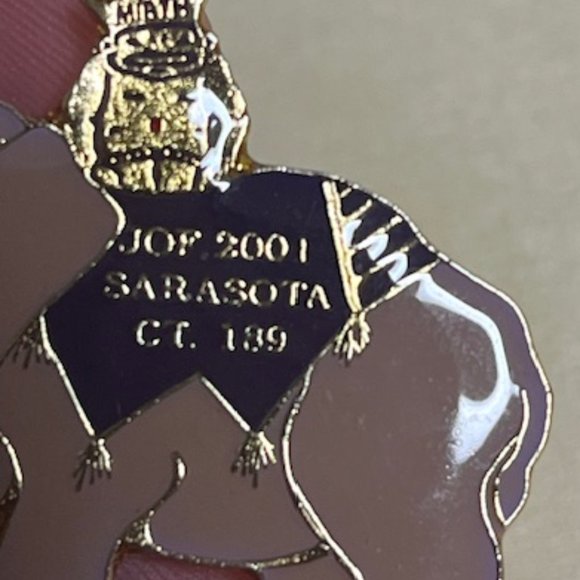 Jesters of Florida 2001 Sarasota Elephant 189 Metal Enamel Lapel Hat Pin - Picture 3 of 7